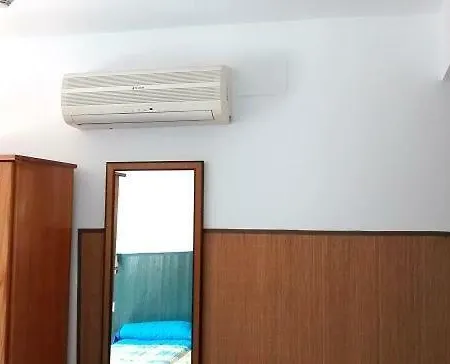 לינה וארוחת בוקר Bed And Breakfast Siesta 3*
